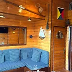 The Boat Terrace Retreat 2 Guests * Honfleur