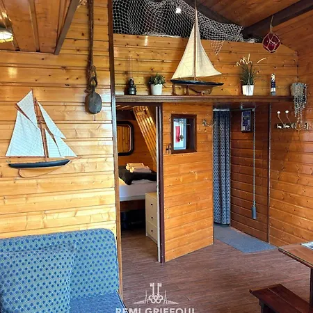 The Boat Terrace Retreat 2 Guests דירה הונפלר